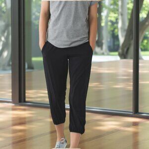Lululemon Om Pant in Black 12